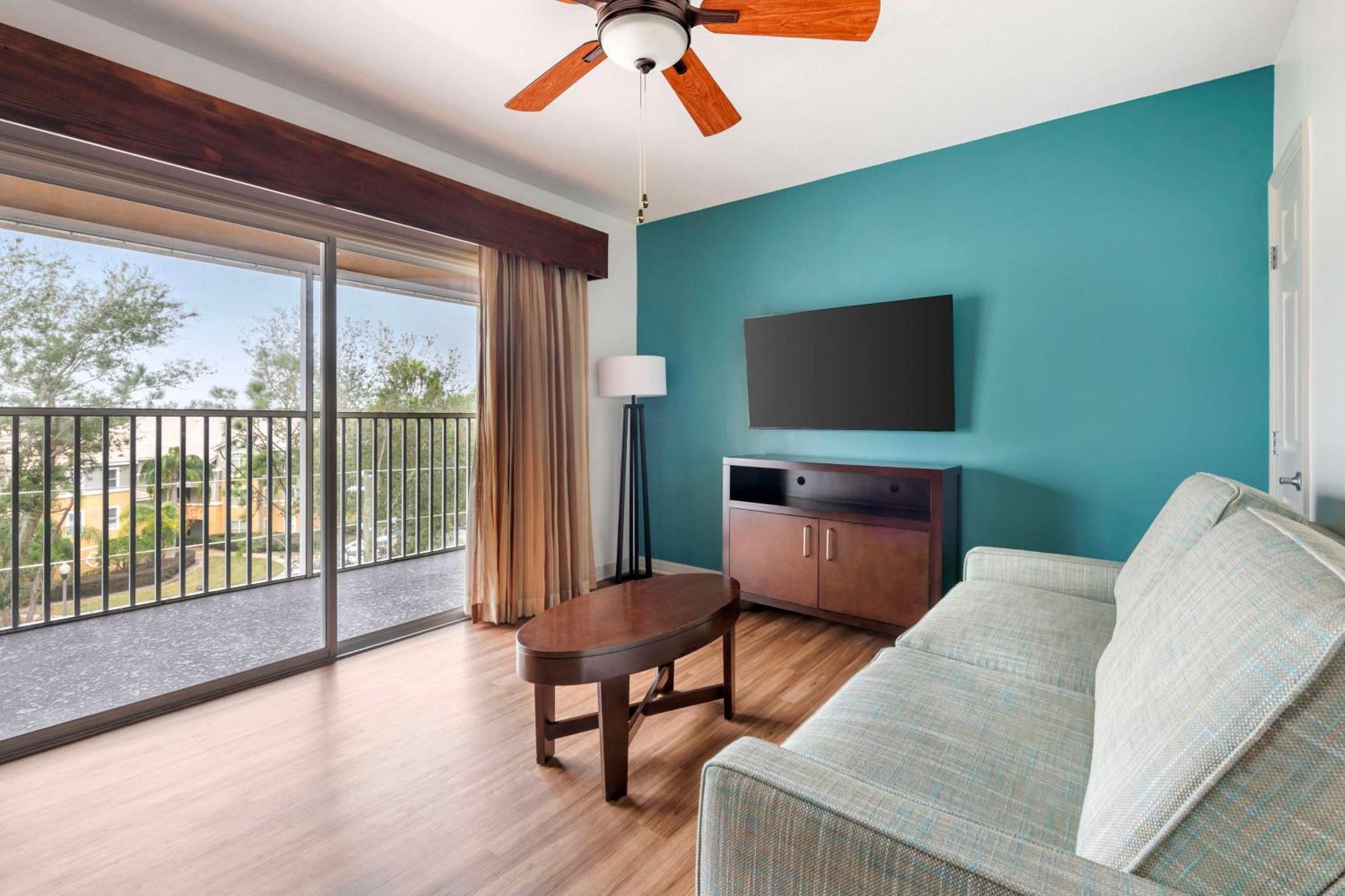 Отель Hilton Vacation Club Aqua Sol Orlando West Four Corners Экстерьер фото