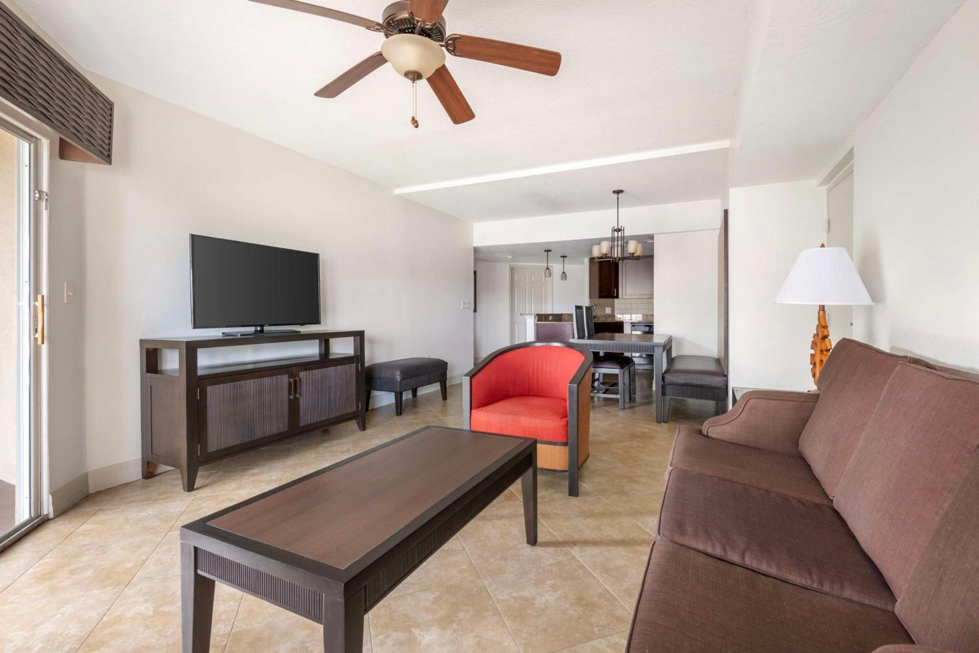 Отель Hilton Vacation Club Aqua Sol Orlando West Four Corners Экстерьер фото
