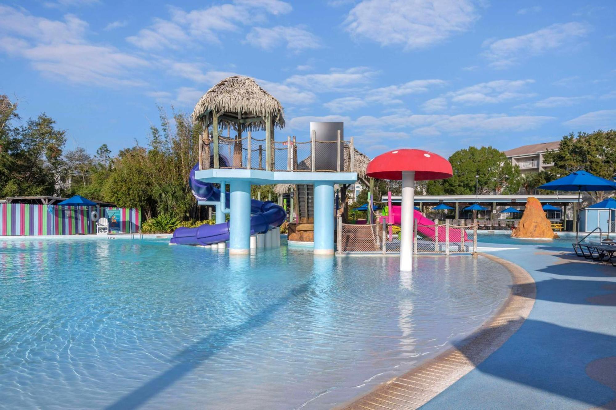 Отель Hilton Vacation Club Aqua Sol Orlando West Four Corners Экстерьер фото