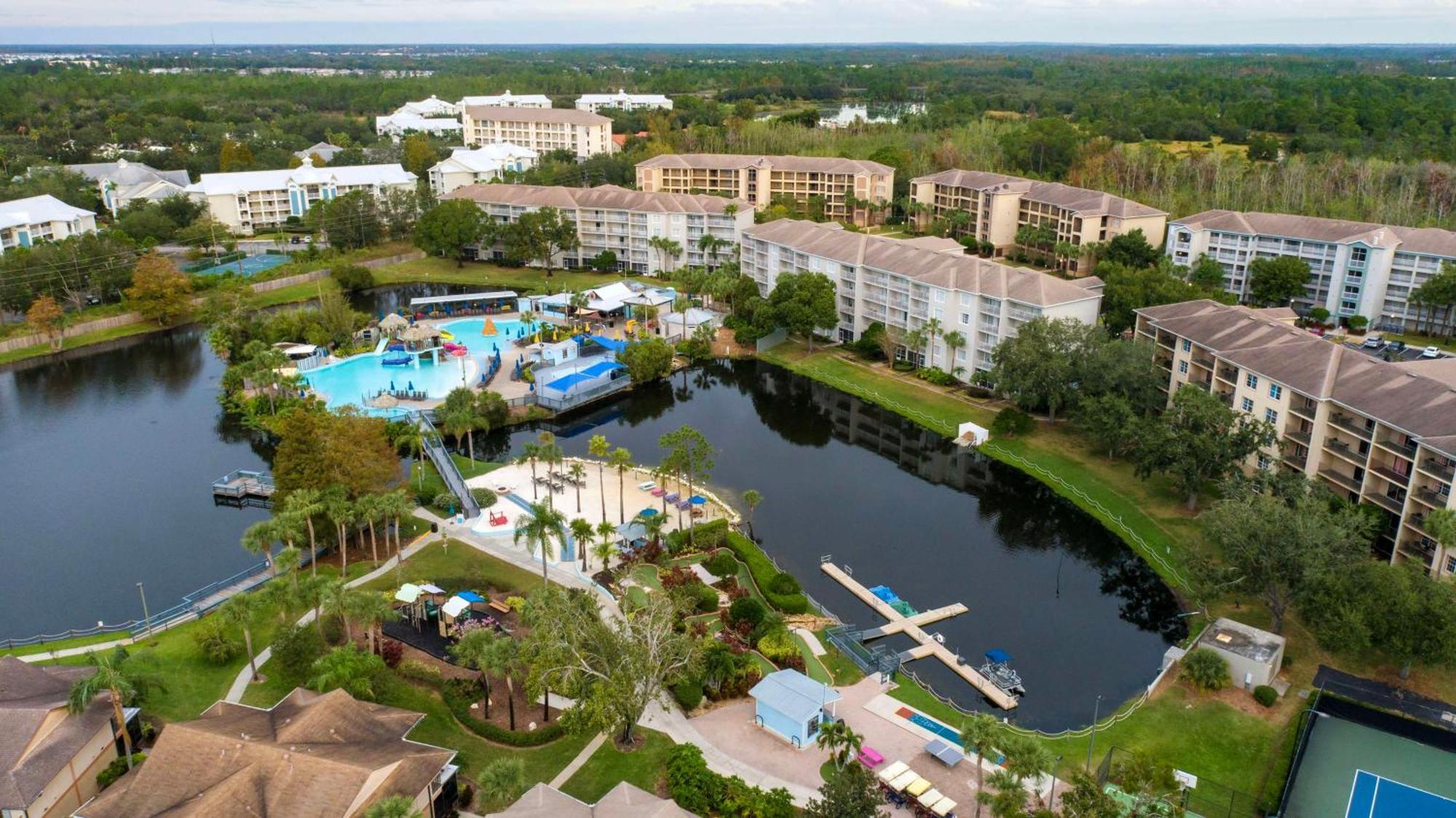 Отель Hilton Vacation Club Aqua Sol Orlando West Four Corners Экстерьер фото