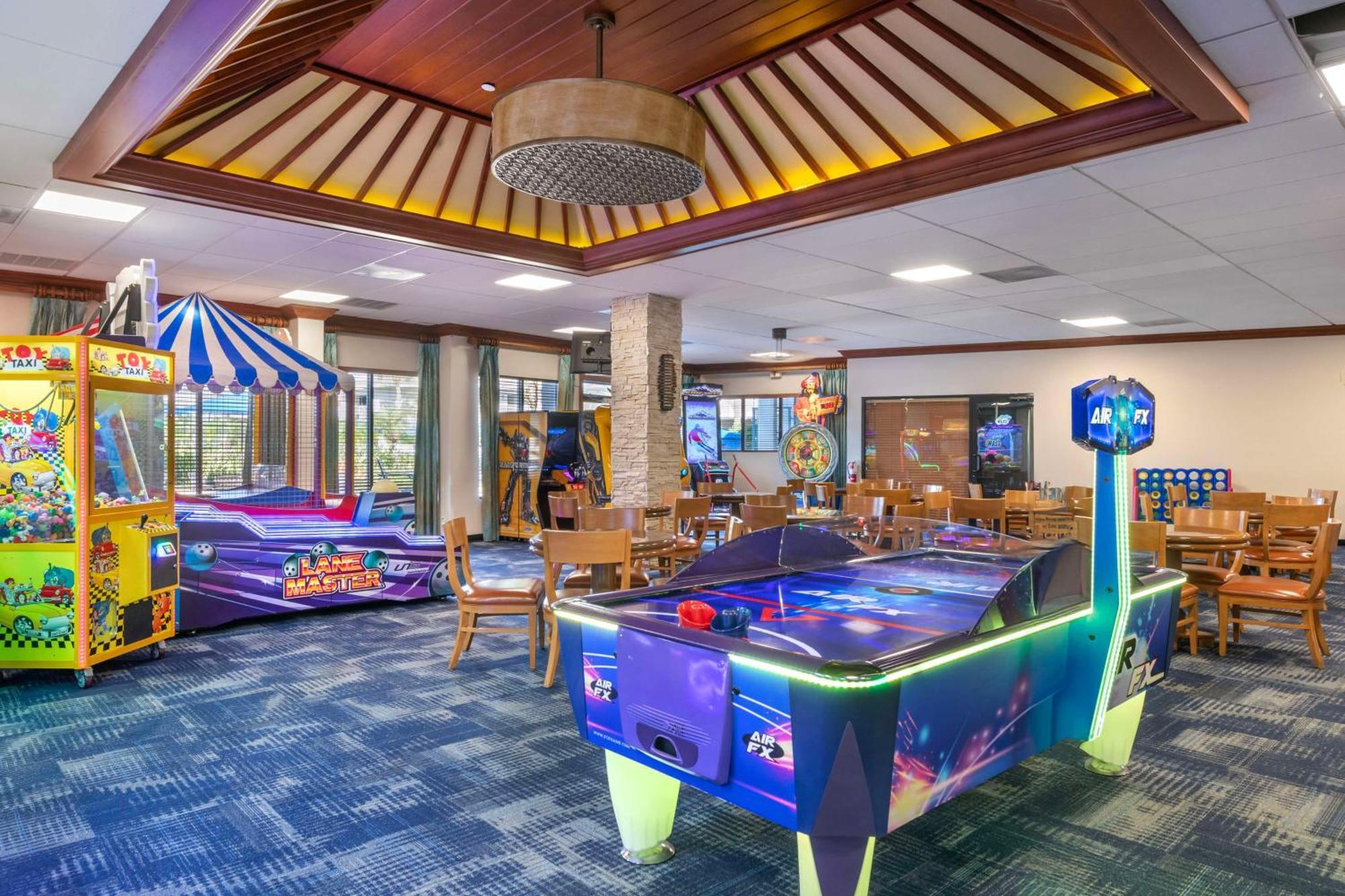 Отель Hilton Vacation Club Aqua Sol Orlando West Four Corners Экстерьер фото